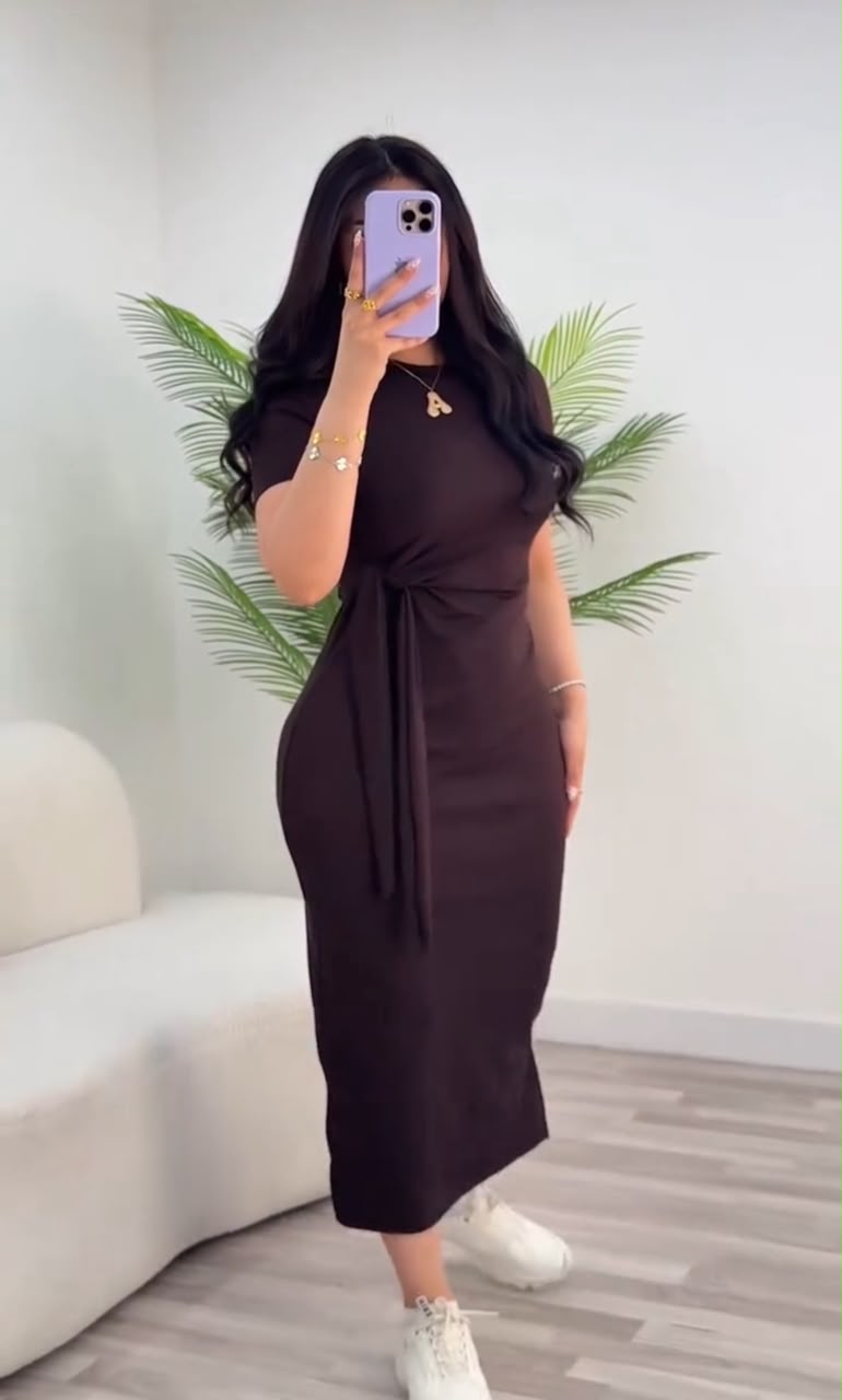 Robe nouée